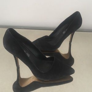 Elegant Aldo Black Suede High Heels 8.5